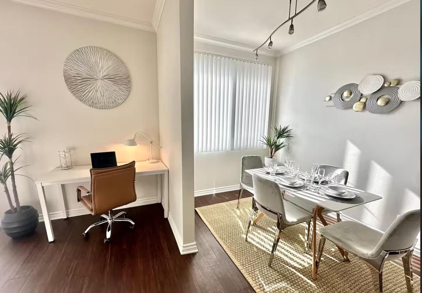 Beverly Luxe I 2bed 2bath I Pool I Jacuzzi I Gym I Parking *